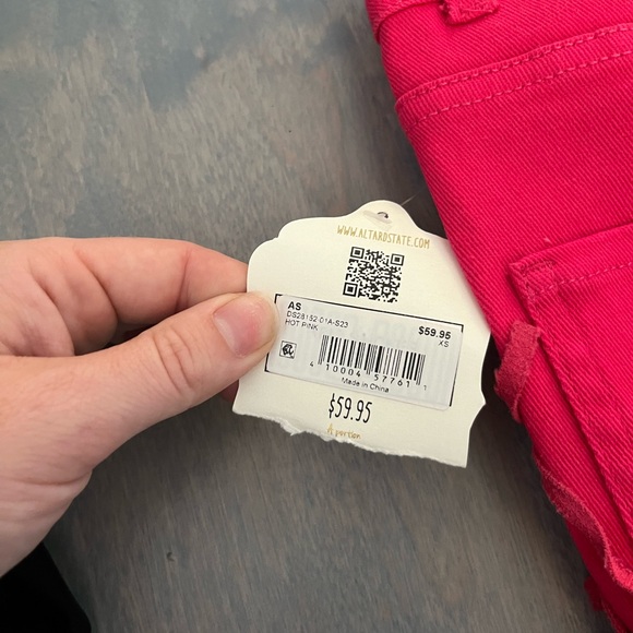 Pink cowgirl shorts - Picture 2 of 3